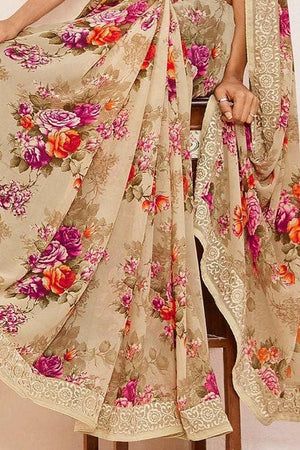 Women Beige Floral Printed Saree with Lace Border