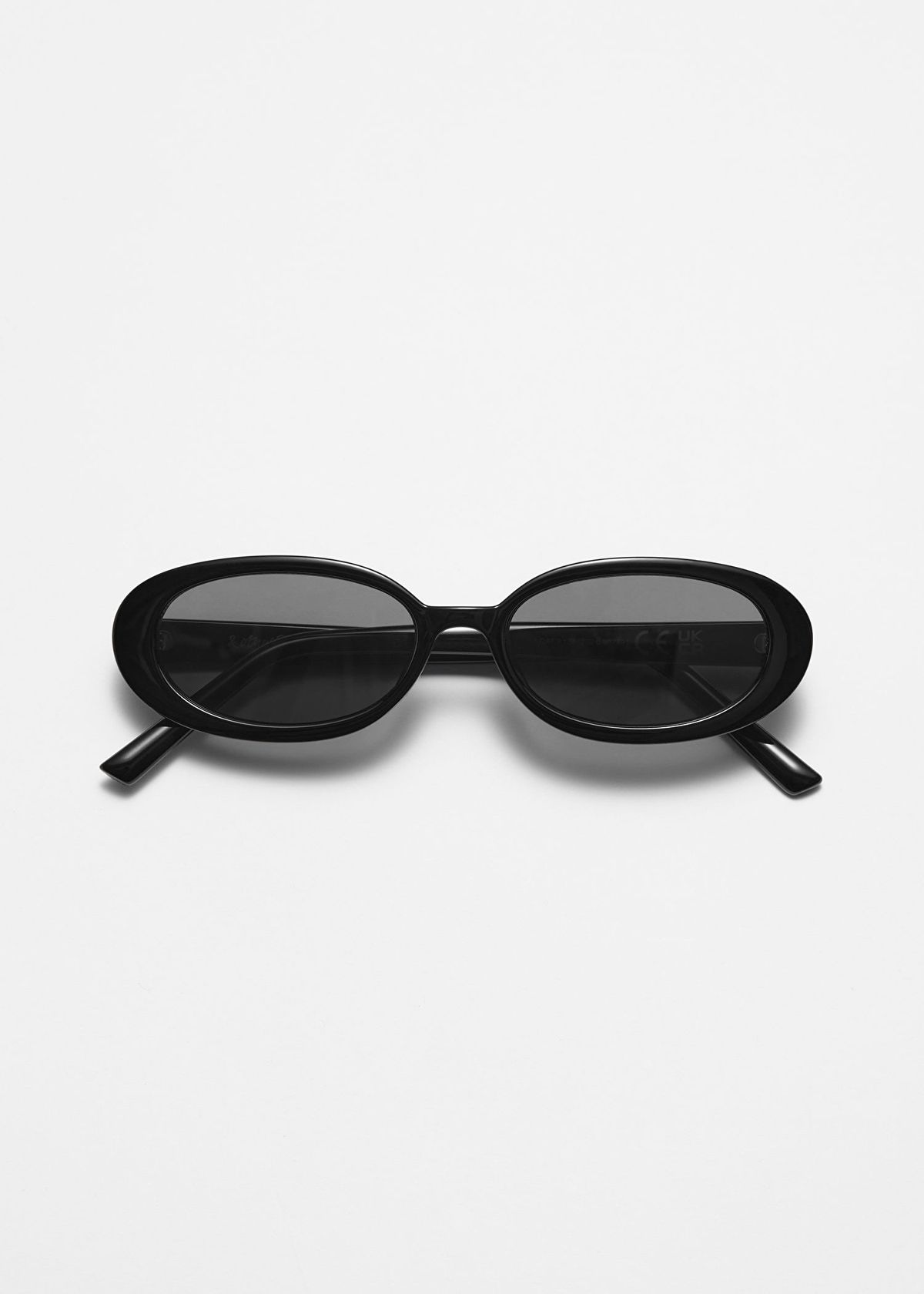 Y2K Star Accent Oval Black Sunglasses