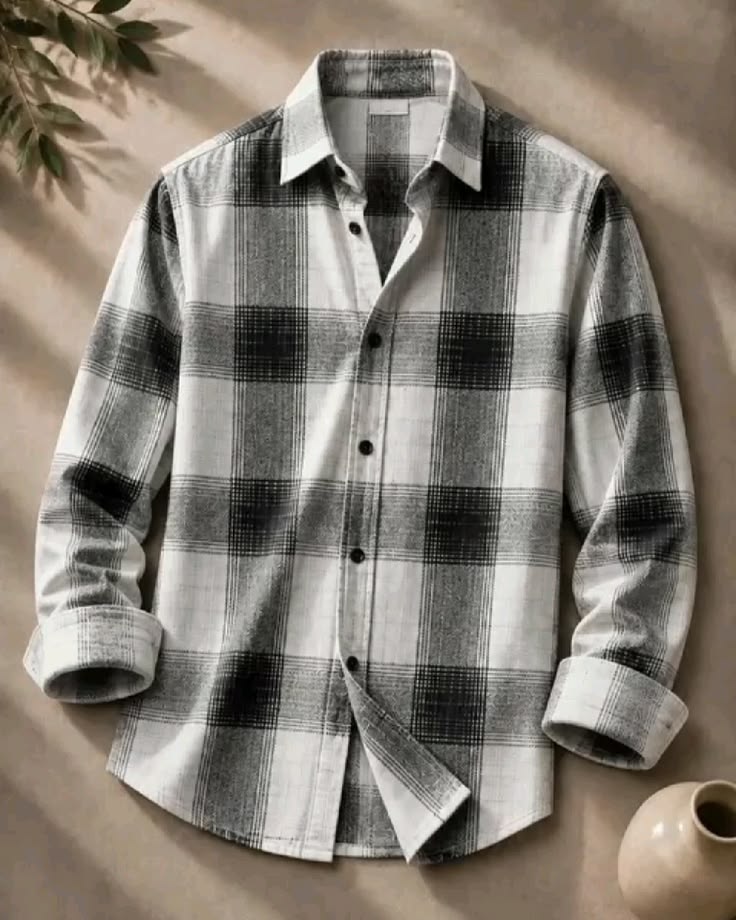 Men's Black & White Plaid Flannel Casual Shirt